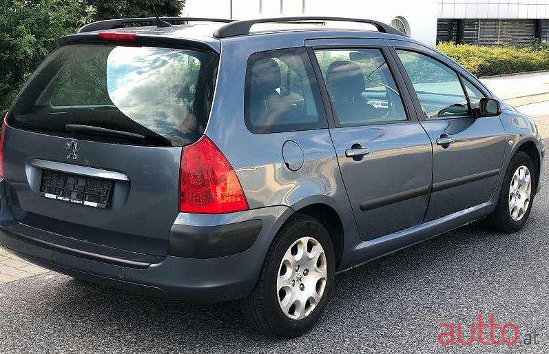 2008' Peugeot 307 photo #1