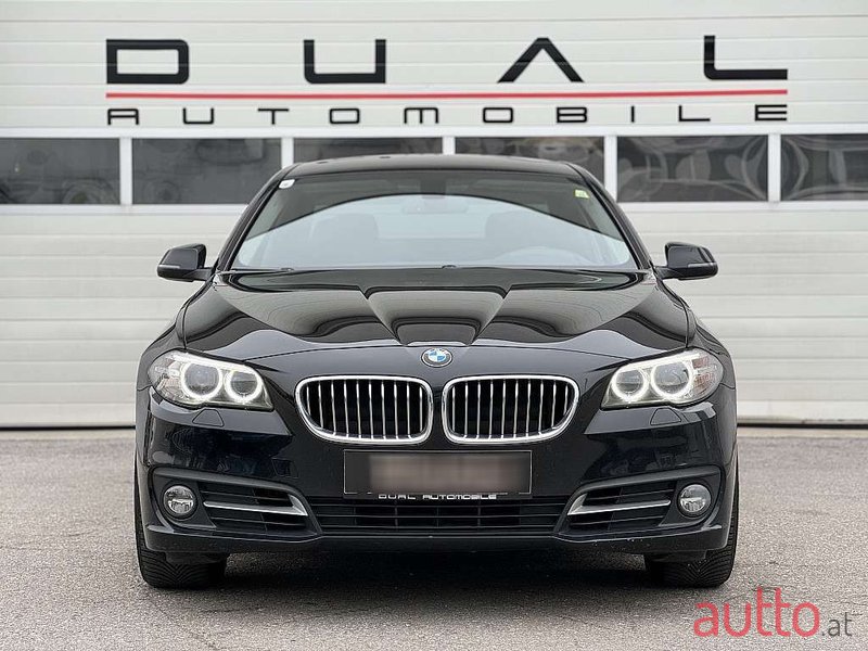 2013' BMW 5Er-Reihe photo #5