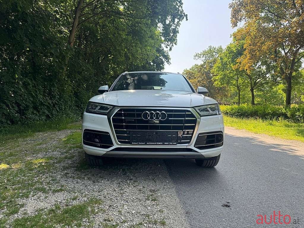 2020' Audi Q5 photo #3