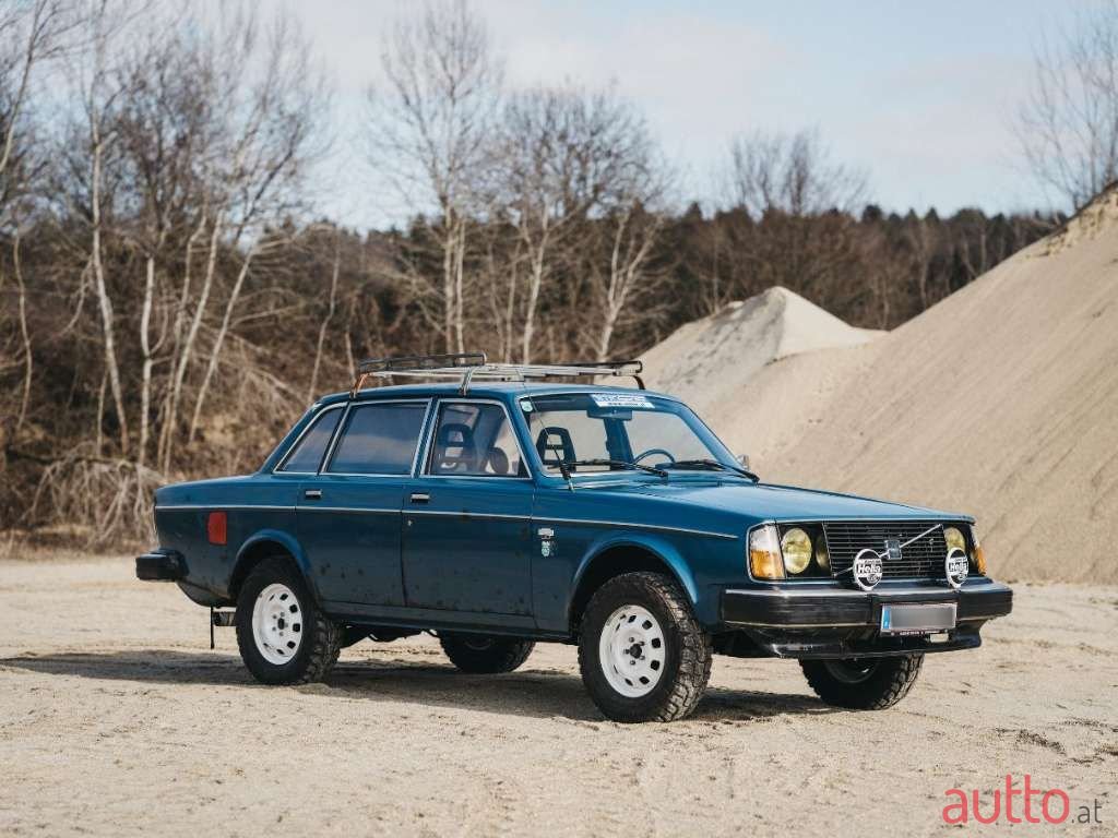1975' Volvo Serie 200 photo #1