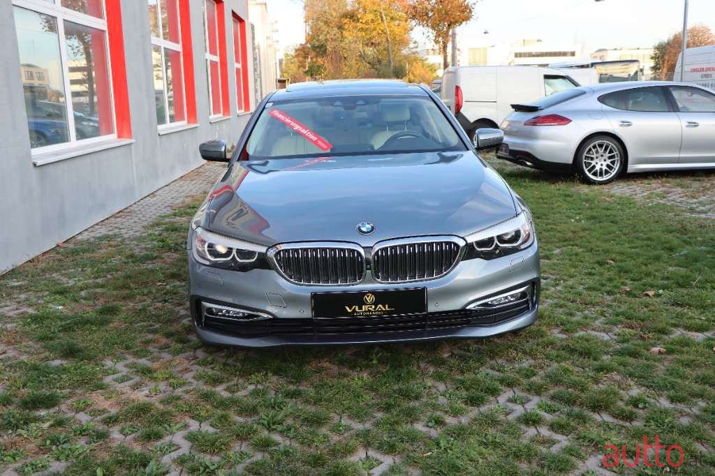 2017' BMW 5Er-Reihe photo #4