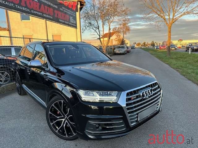 2018' Audi Q7 photo #1