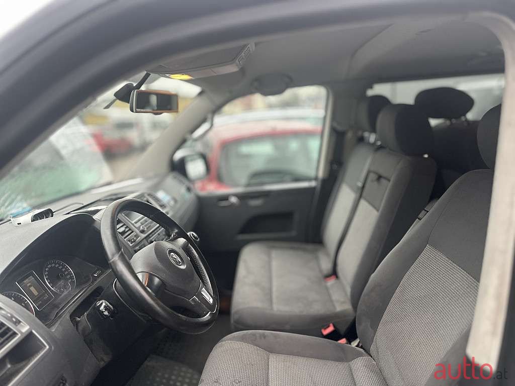 2012' Volkswagen T5 photo #5