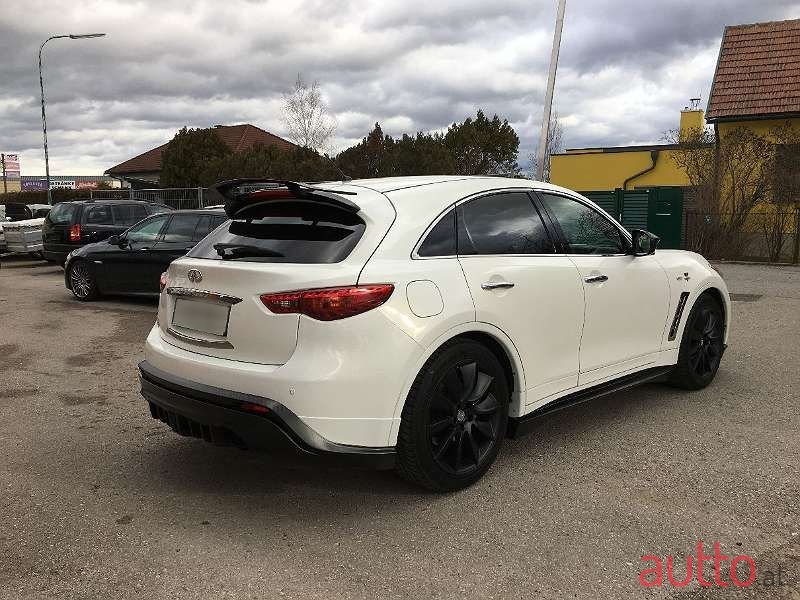 2013' Infiniti FX photo #3