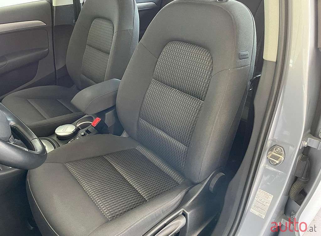 2015' Audi Q3 photo #6