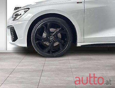 2022' Audi A3 photo #6