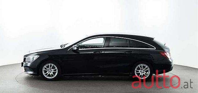 2016' Mercedes-Benz Cla-Klasse photo #1