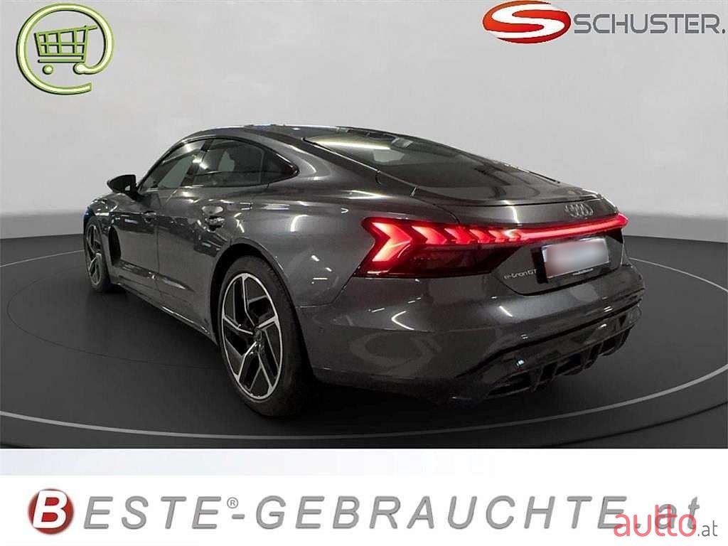 2021' Audi e-tron photo #3