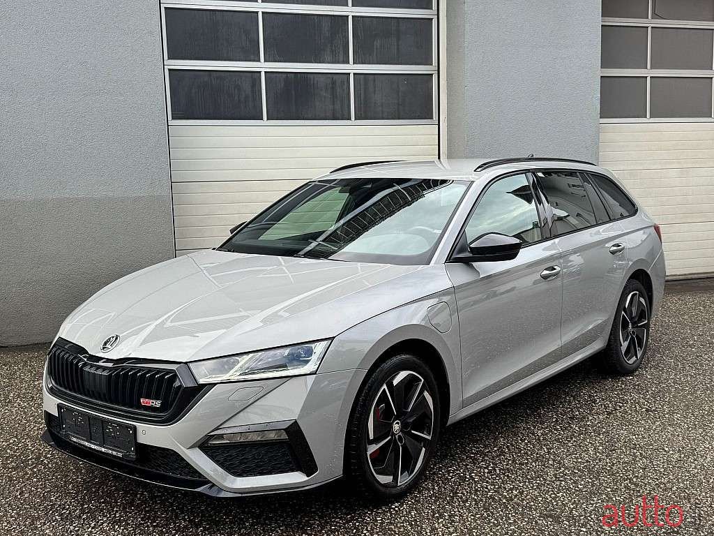 2021' Skoda Octavia photo #1