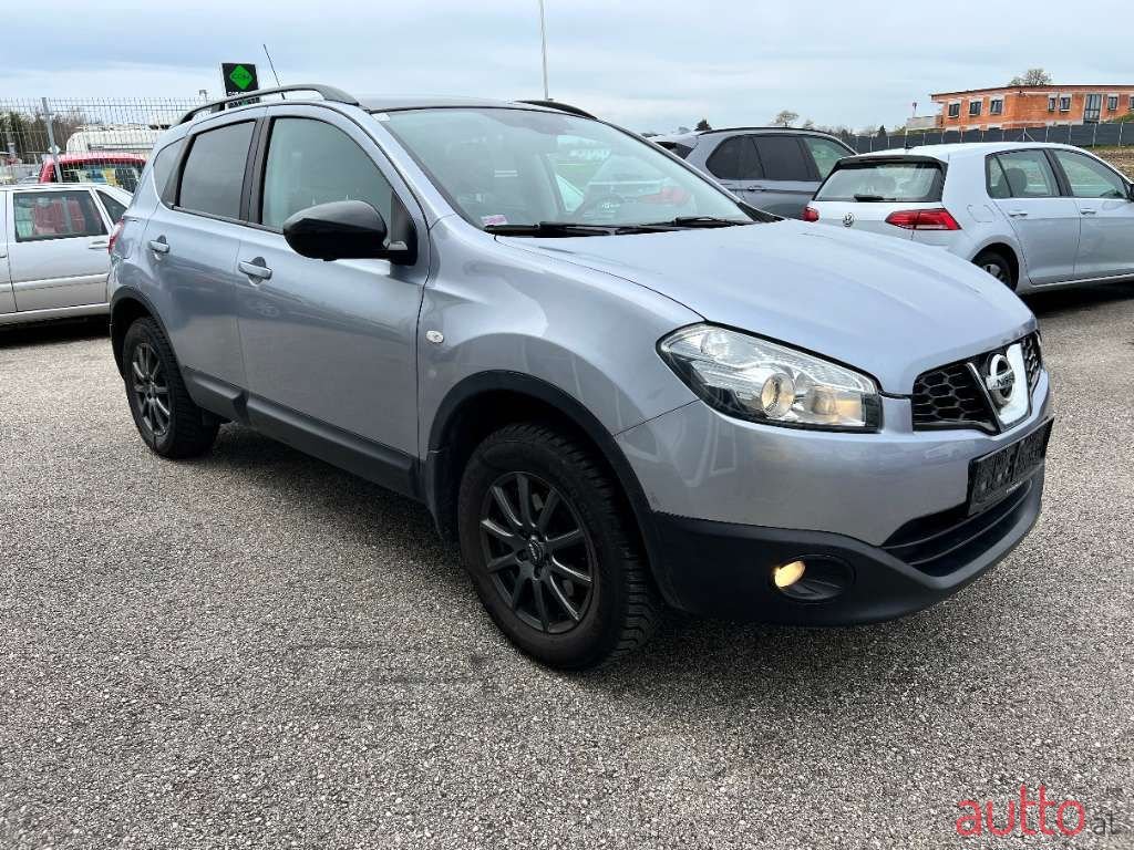 2013' Nissan Qashqai photo #3