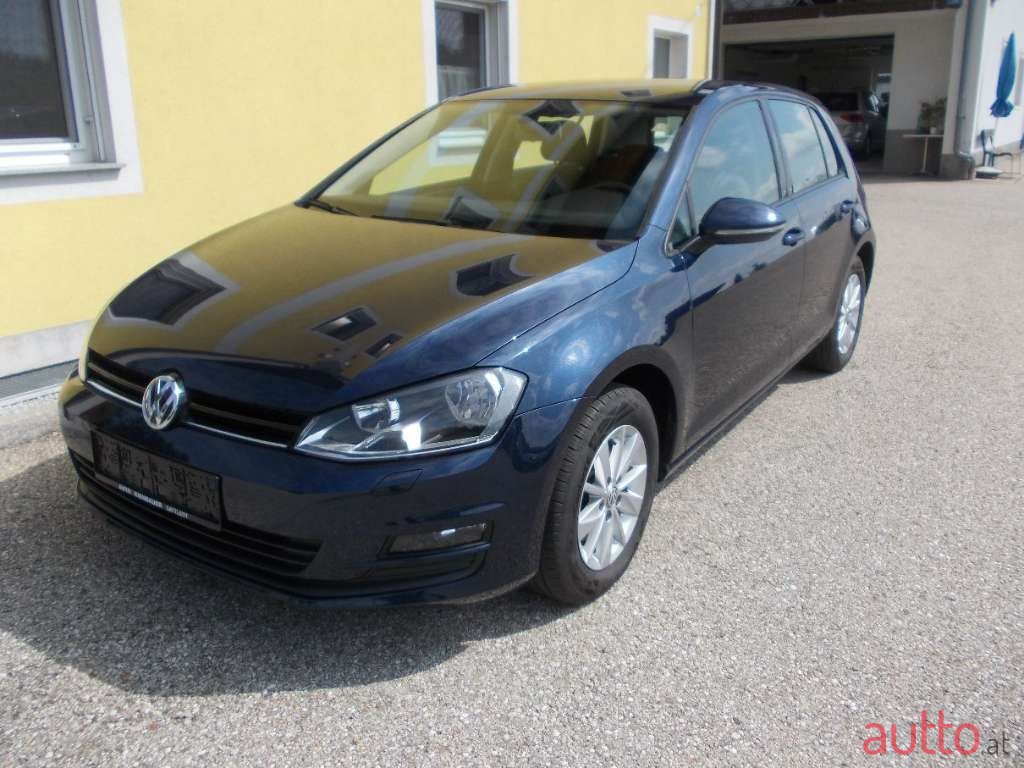 2015' Volkswagen Golf photo #1