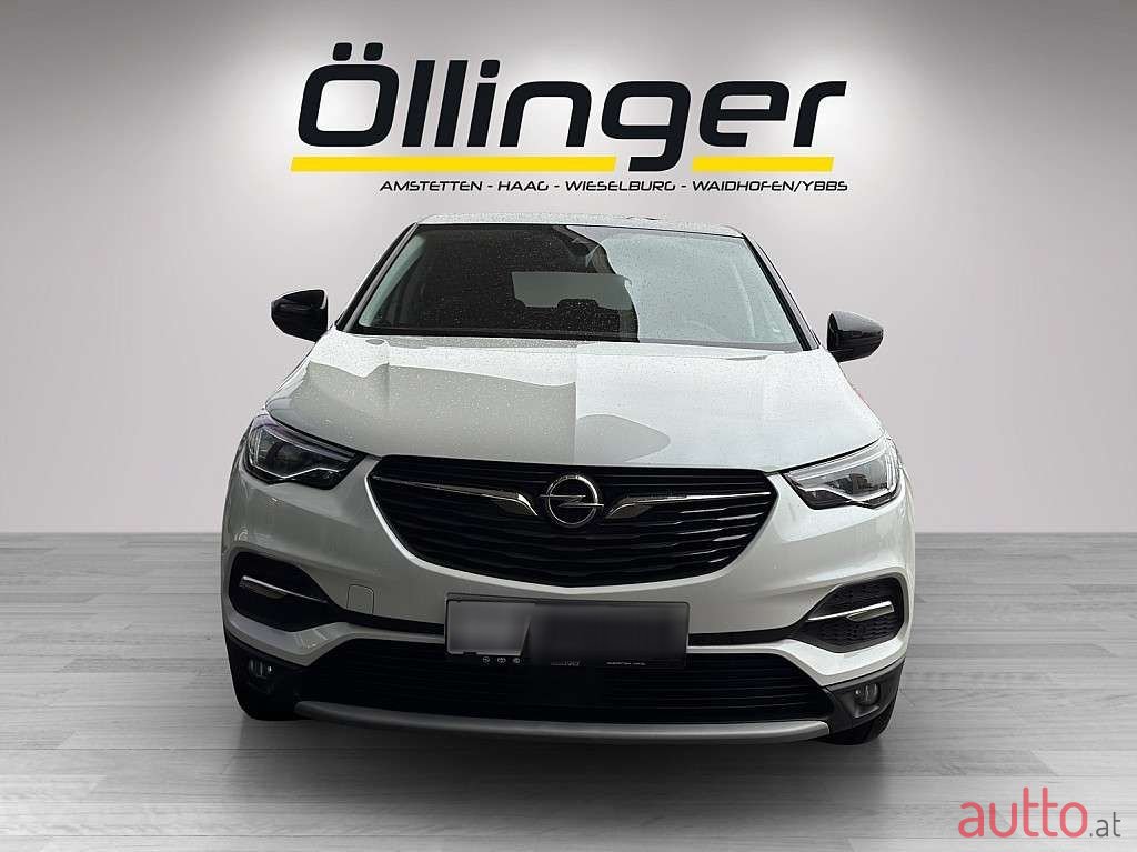 2020' Opel Grandland X photo #5