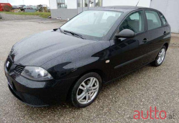 2009' SEAT Ibiza photo #1
