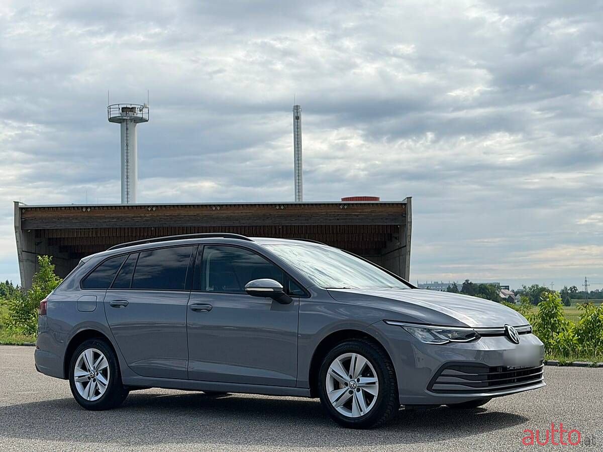 2021' Volkswagen Golf photo #4