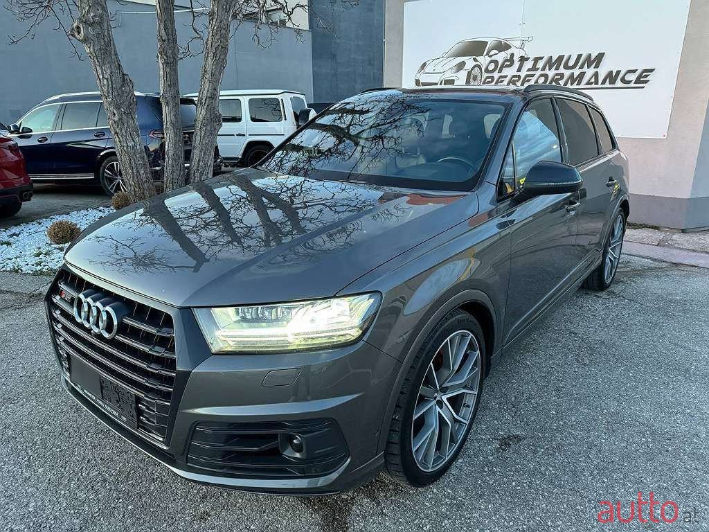 2018' Audi Q7 photo #1