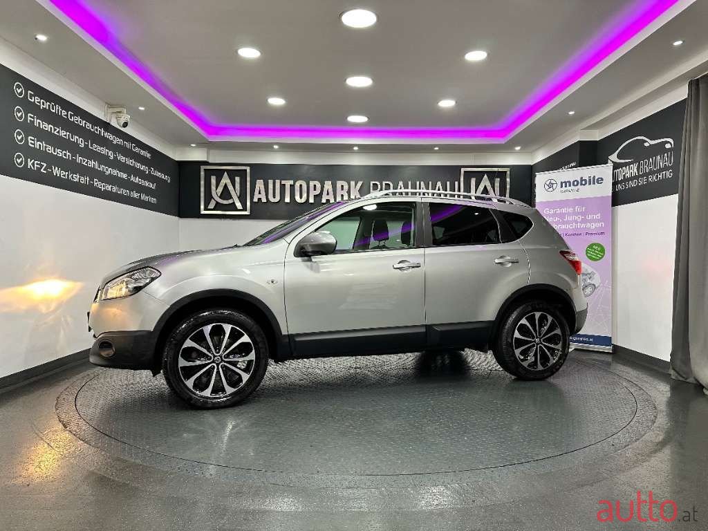 2012' Nissan Qashqai photo #2