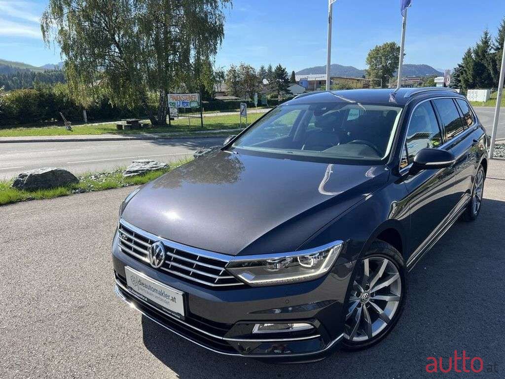 2019' Volkswagen Passat photo #1