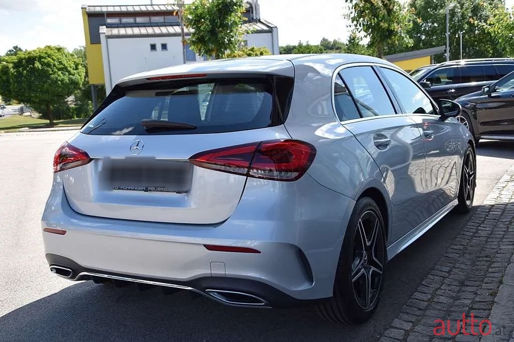 2018' Mercedes-Benz A-Klasse photo #3