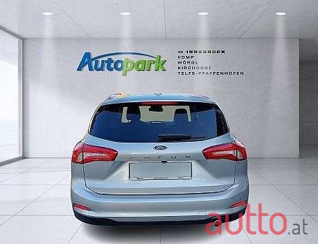 2021' Ford Focus photo #4