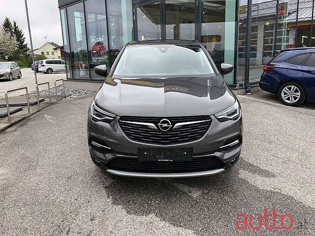 2020' Opel Grandland X photo #2