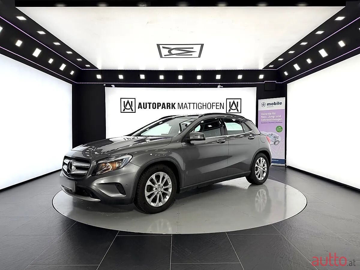 2014' Mercedes-Benz Gla-Klasse photo #2