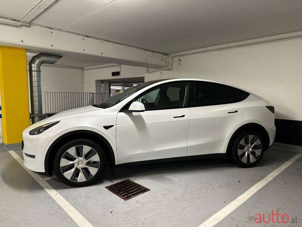 2022' Tesla Model Y photo #4