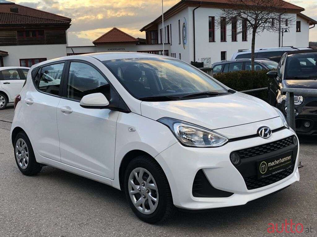 2019' Hyundai i10 photo #6