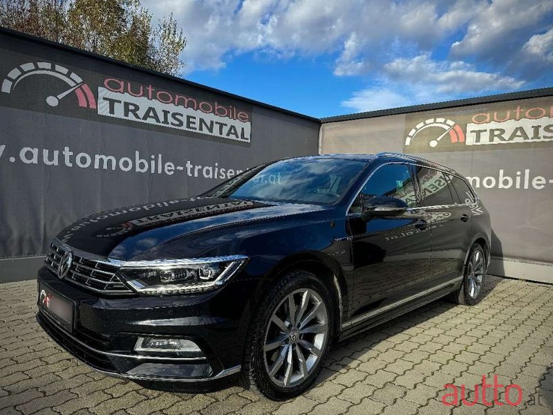 2019' Volkswagen Passat photo #1