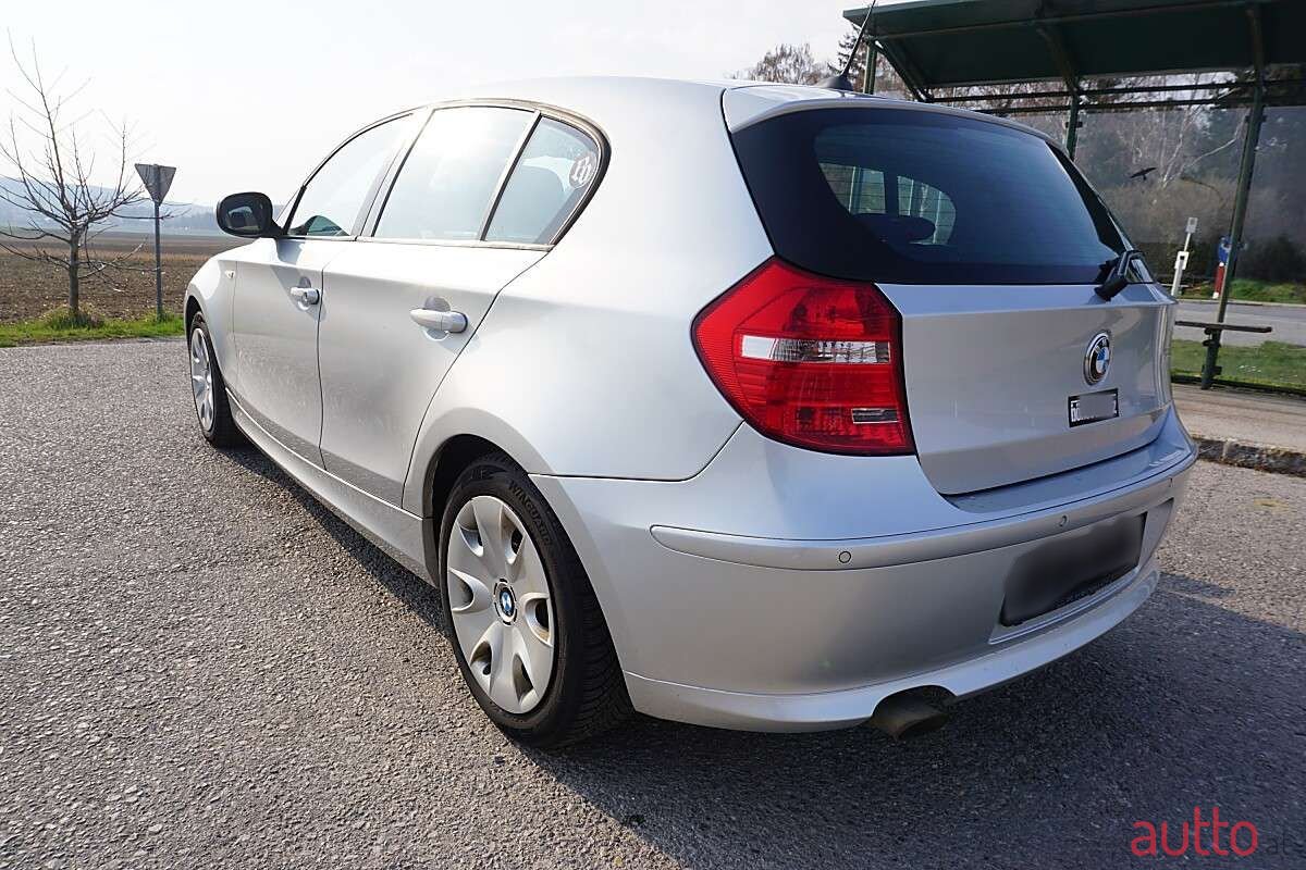 2010' BMW 1Er-Reihe photo #4