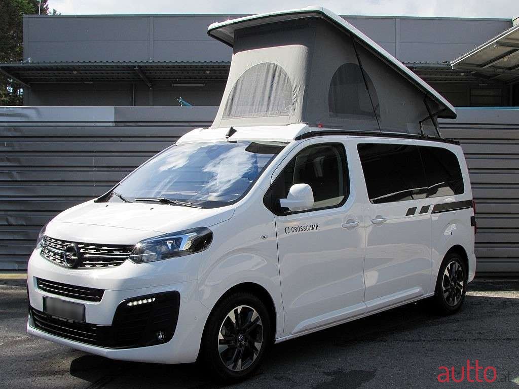 2023' Opel Zafira photo #2