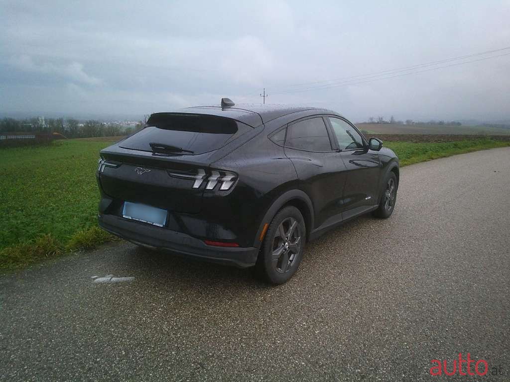 2024' Ford Mustang Mach-E photo #2