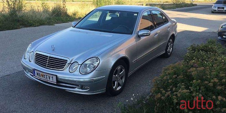 2005' Mercedes-Benz E-Klasse photo #1