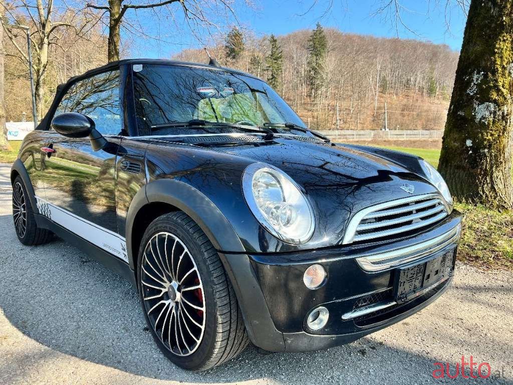 2007' MINI Cabrio photo #3