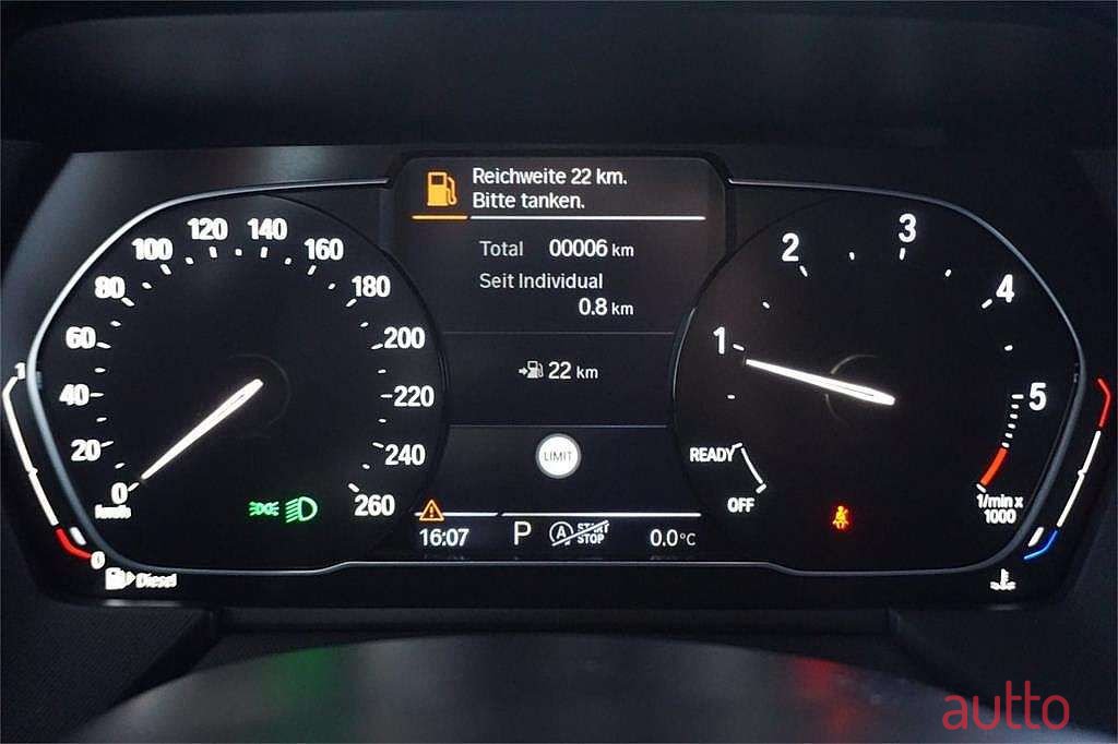 2021' BMW 1Er-Reihe photo #4