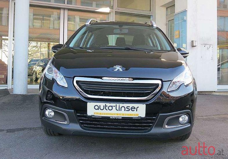 2013' Peugeot 2008 photo #2