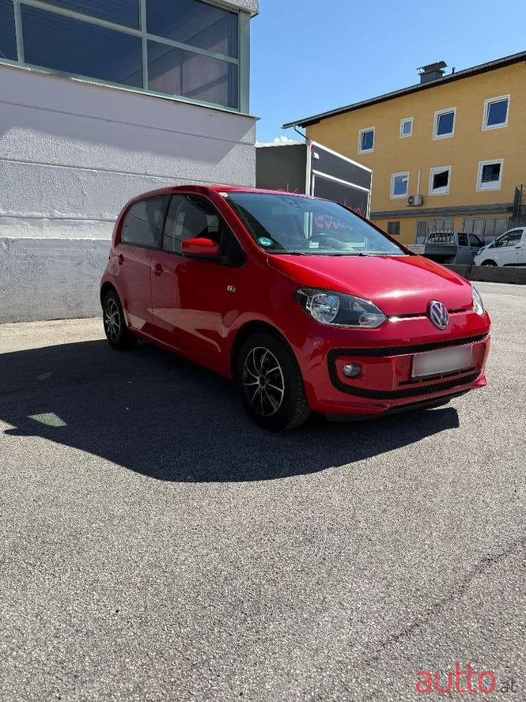 2016' Volkswagen Up! photo #2