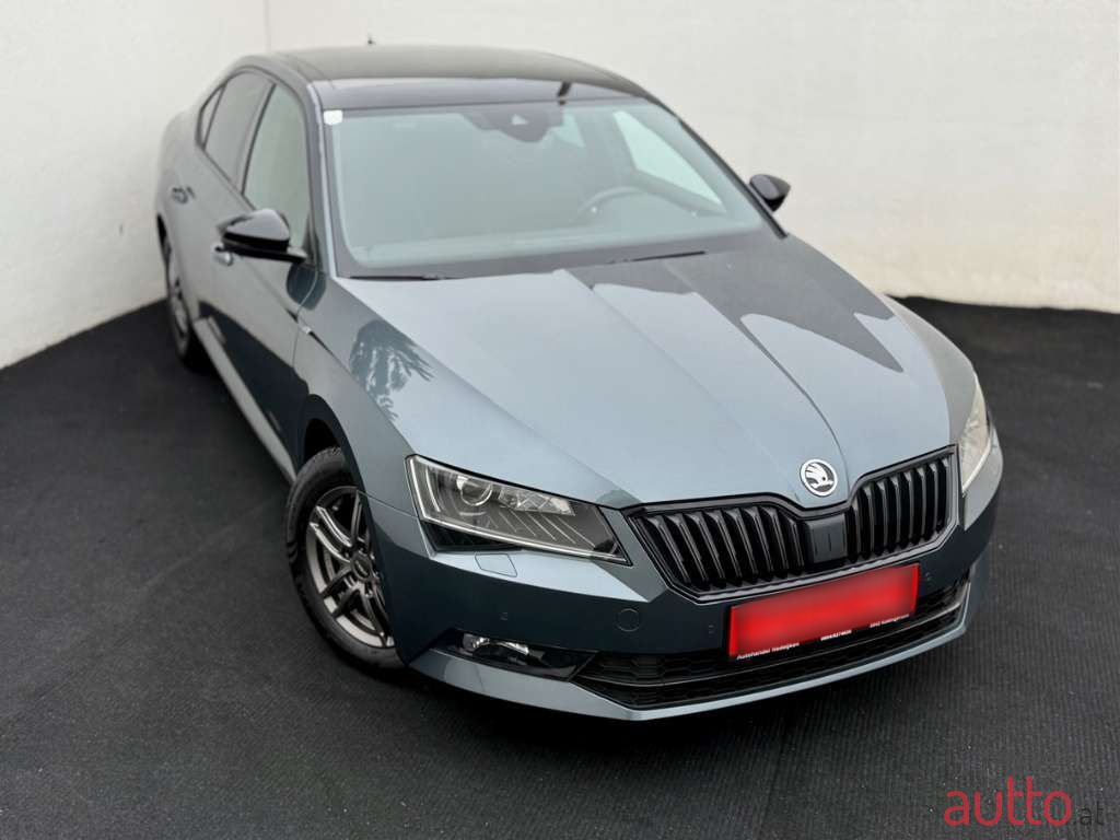 2018' Skoda Superb photo #1