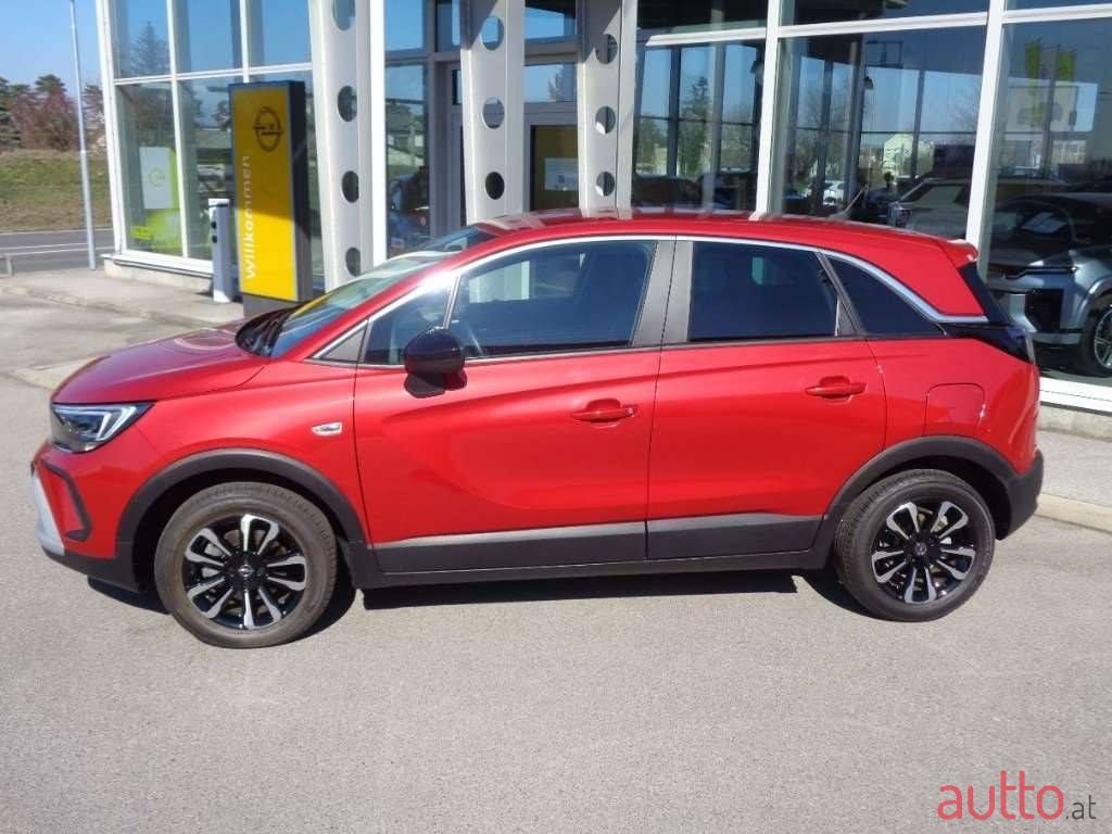 2023' Opel Crossland photo #2
