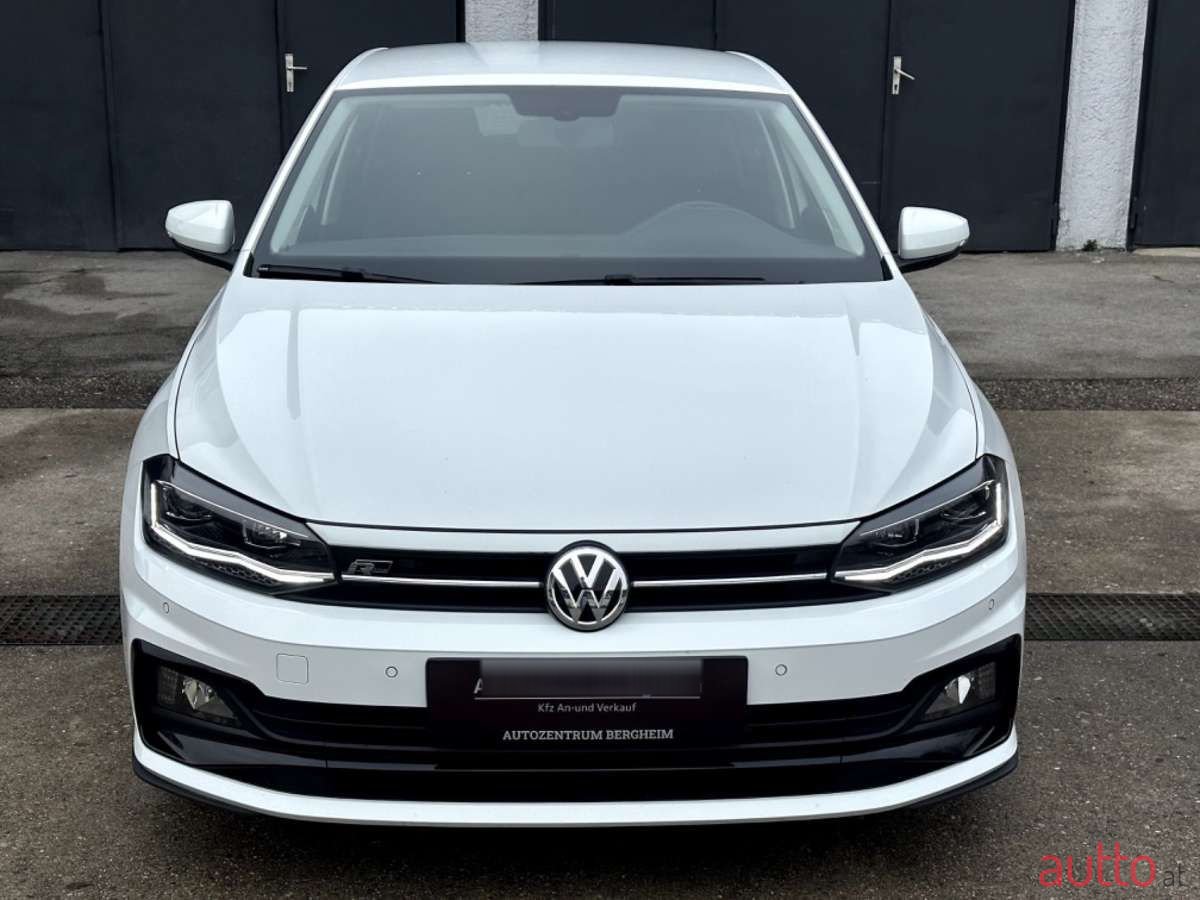 2019' Volkswagen Polo photo #5