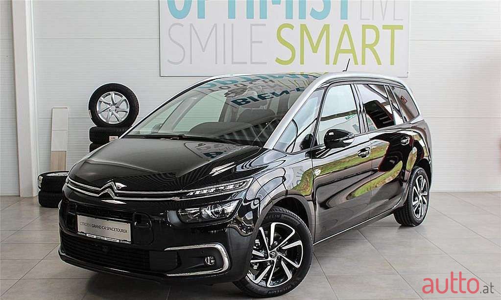 2021' Citroen Grand C4 Spacetourer photo #1