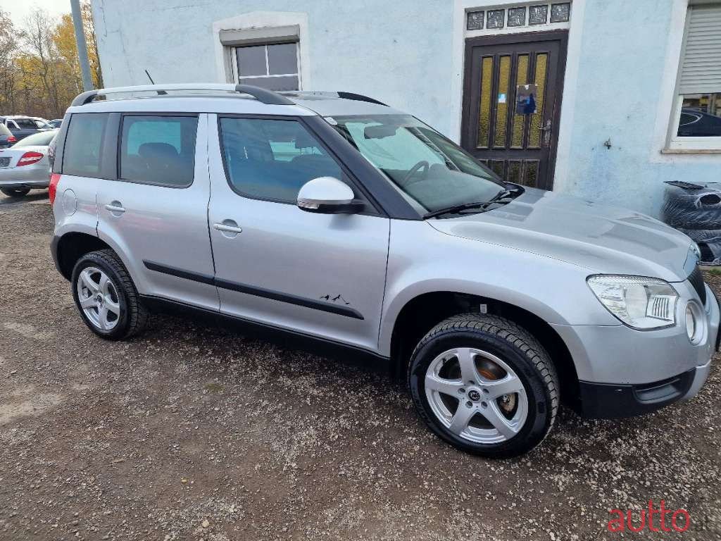 2012' Skoda Yeti photo #2