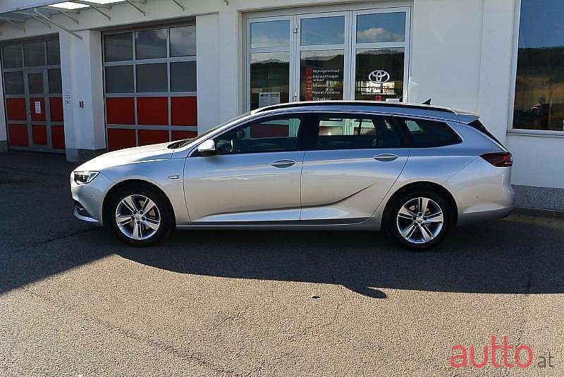 2018' Opel Insignia photo #2