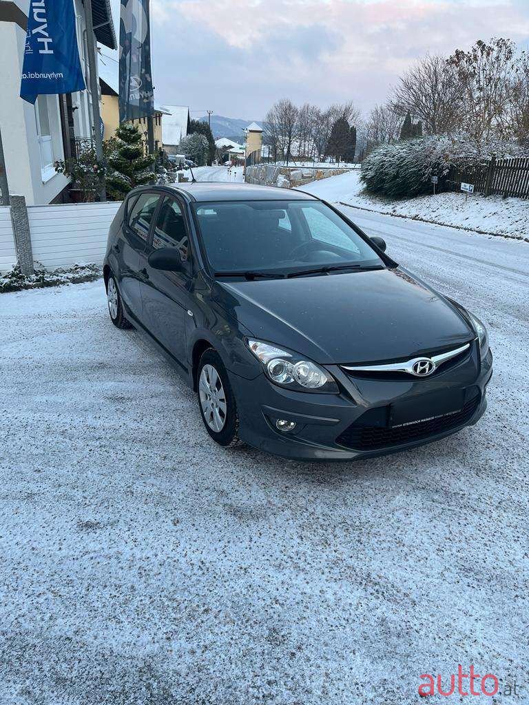 2010' Hyundai i30 photo #1