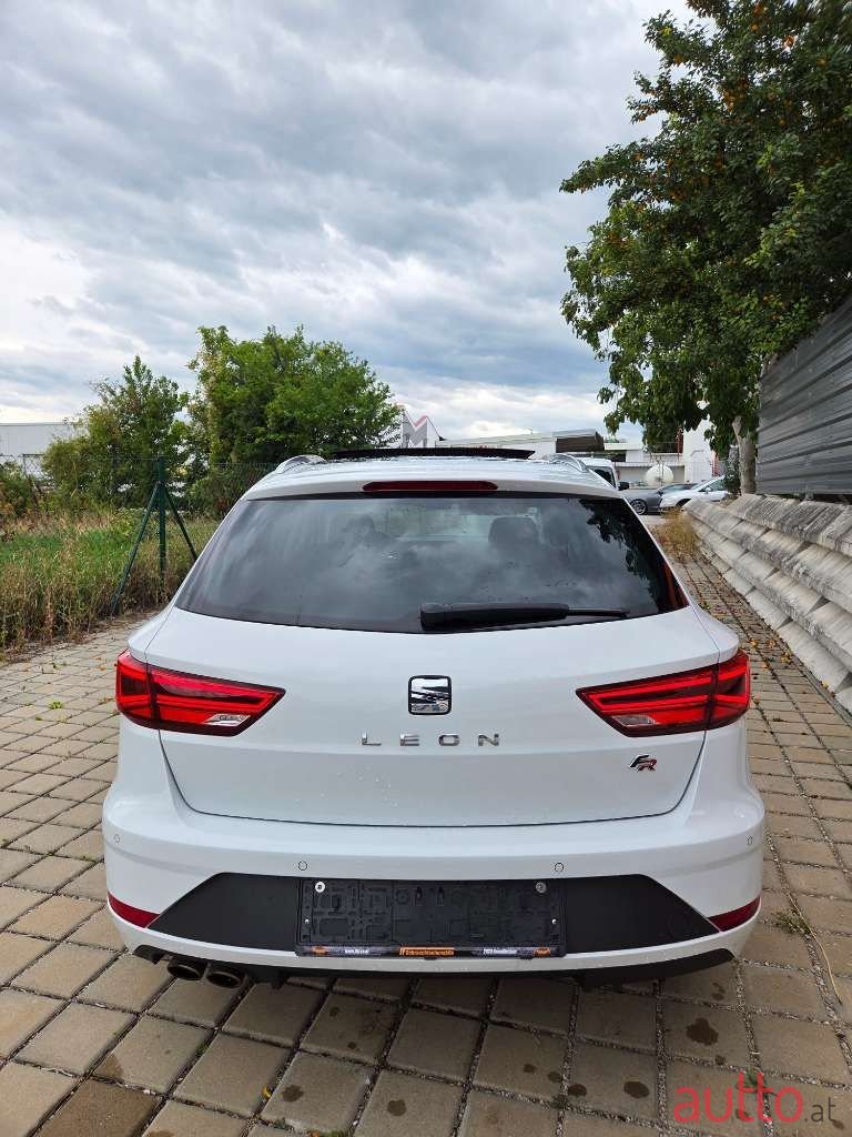 2017' SEAT Leon photo #3