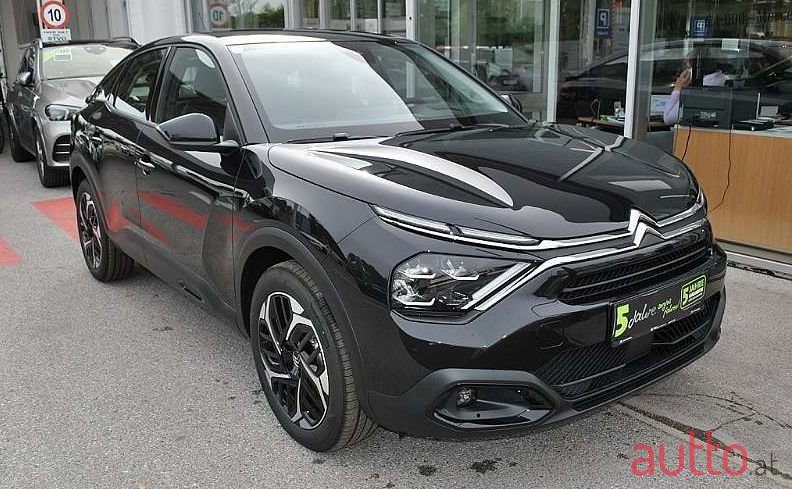 2021' Citroen C4 photo #1