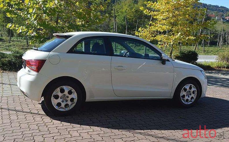 2012' Audi A1 photo #1
