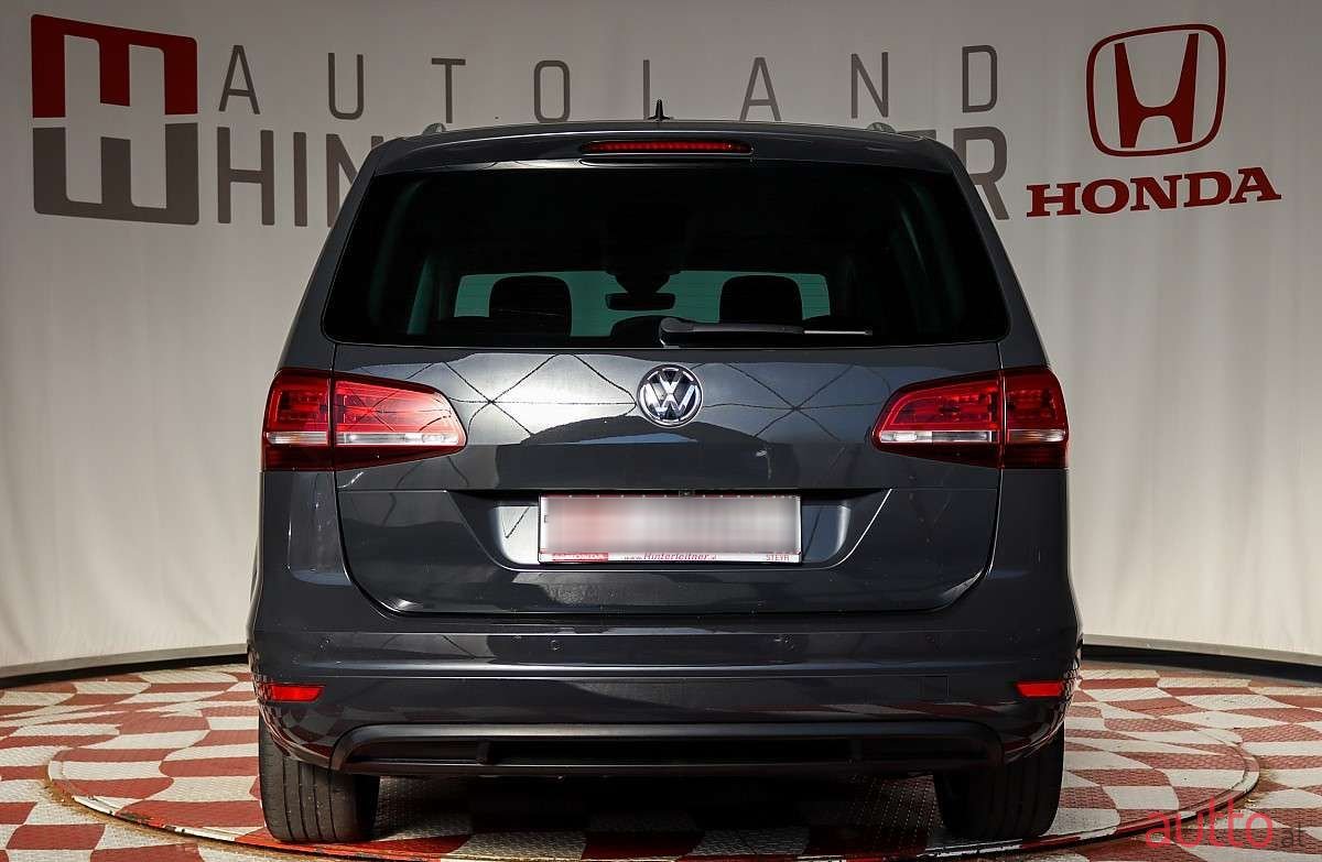 2020' Volkswagen Sharan photo #6