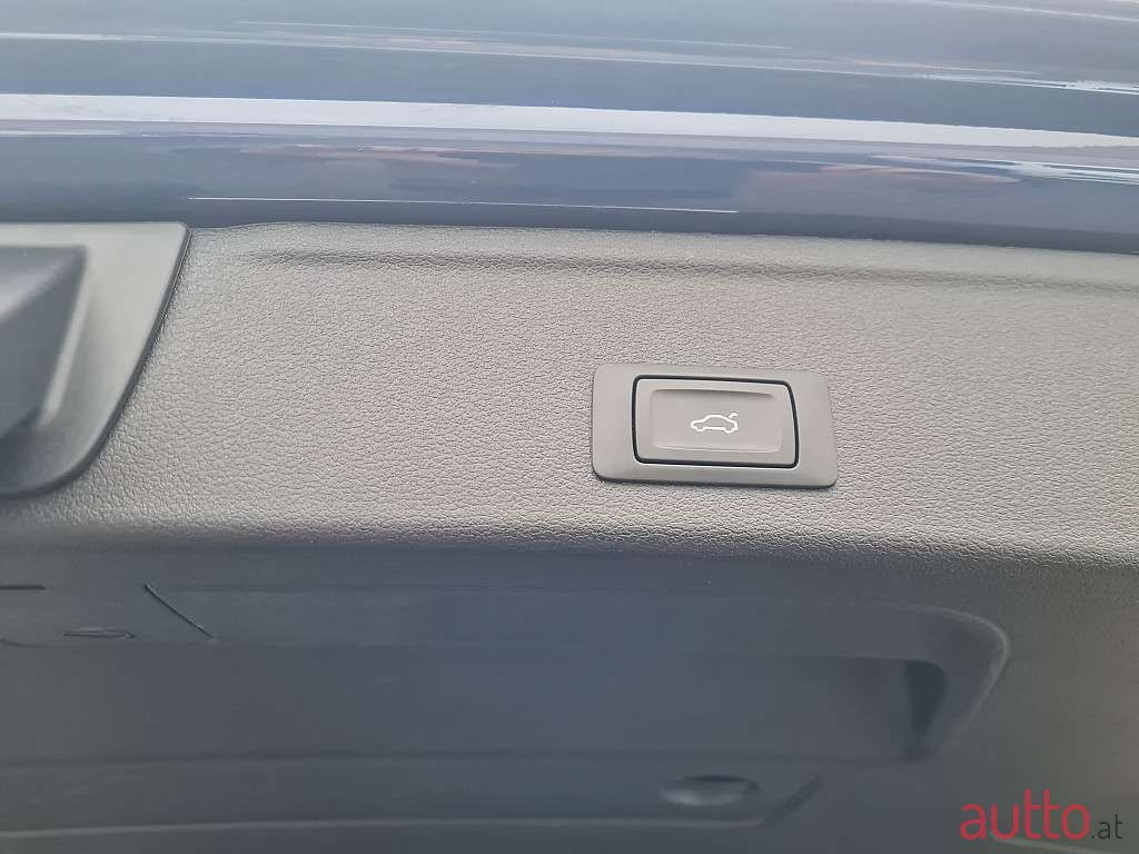 2018' Audi A4 photo #6