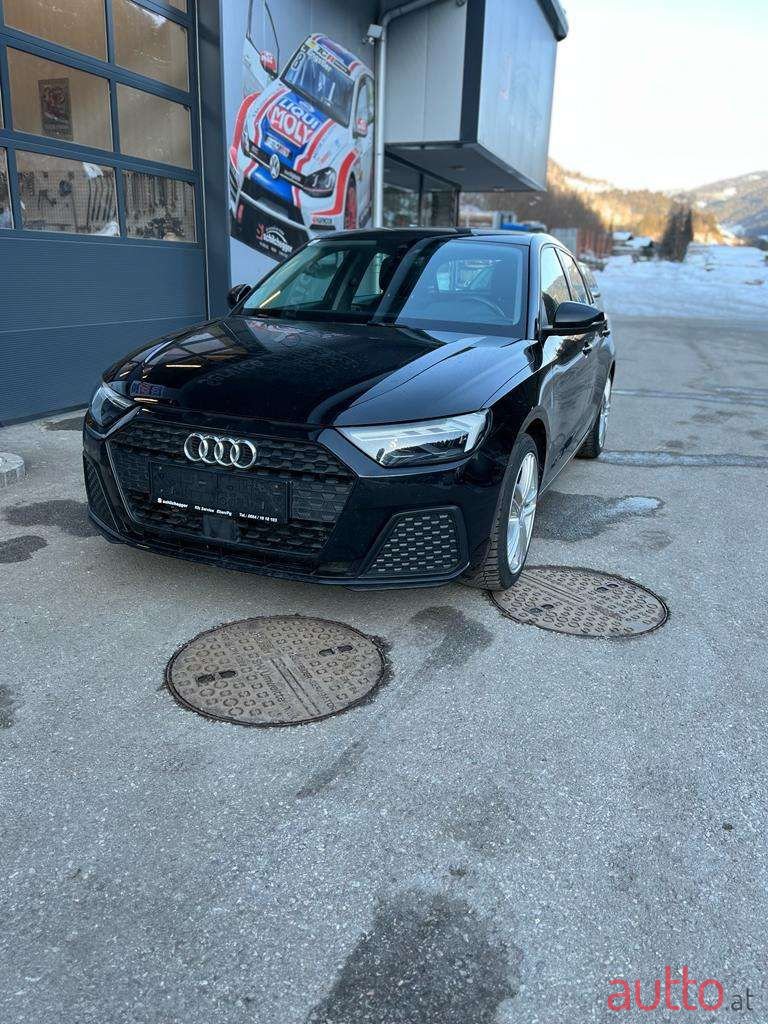 2019' Audi A1 photo #1