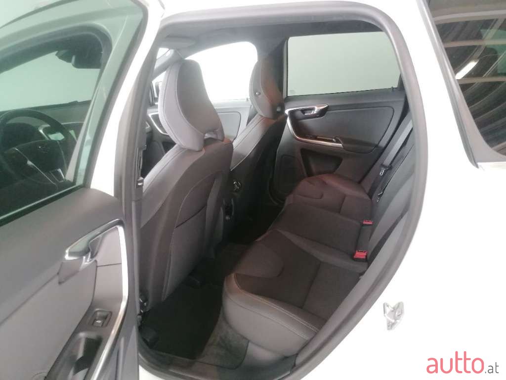 2014' Volvo XC60 photo #5